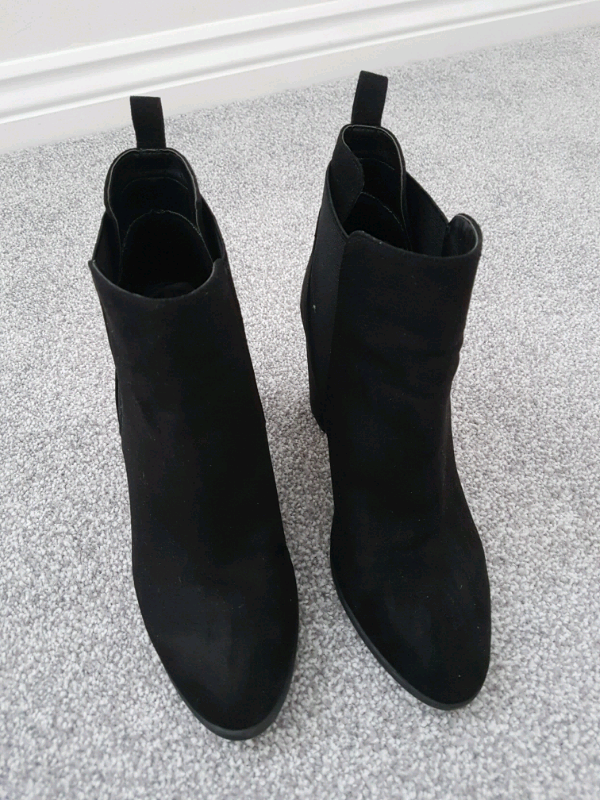 ladies black ankle boots size 5